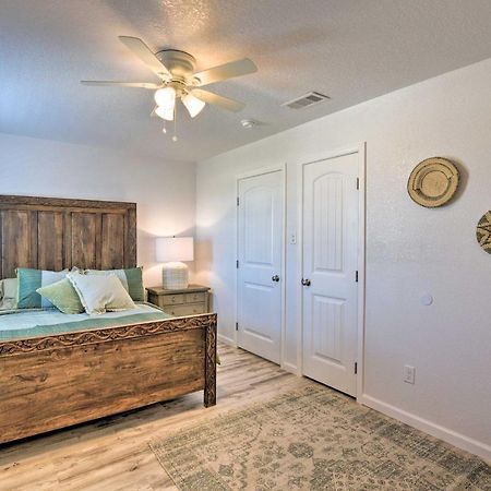 Coastal Surfside Beach House Walk To The Ocean! Exteriör bild